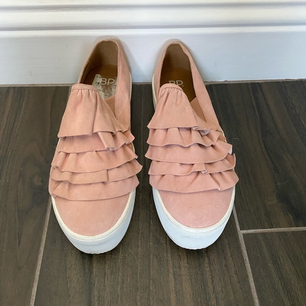 BP. like new pink ruffled sneakers